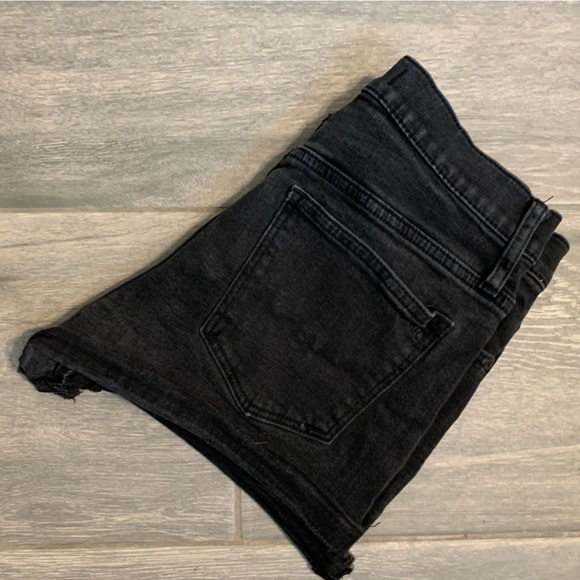 Madewell High Rise Denim Shorts - Picture 2 of 6